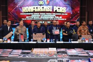 Polri Tangkap Buronan Interpol Beijing, Tegaskan Komitmen Berantas Kejahatan Transnasional